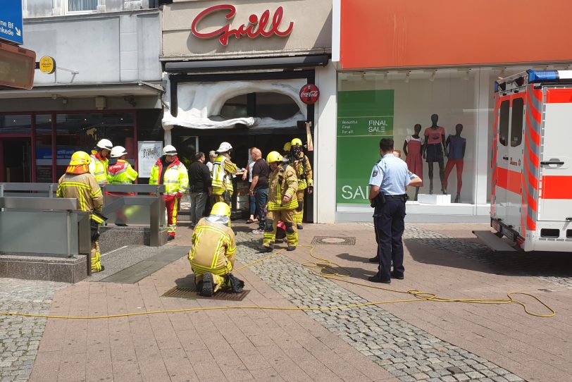 Feuerwehr-Einsatz auf der Bahnhofstraße.