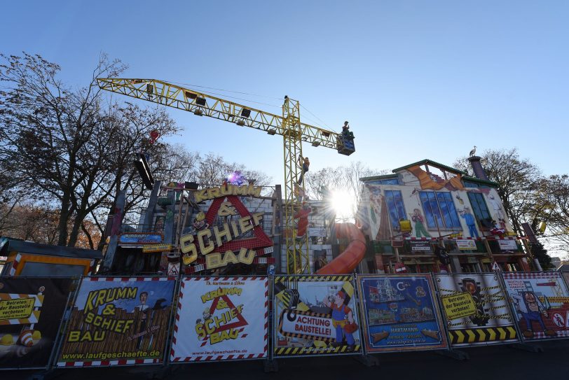 Aufbau des Cranger Weihnachtszaubers - Eine Woche vor der Eröffnung