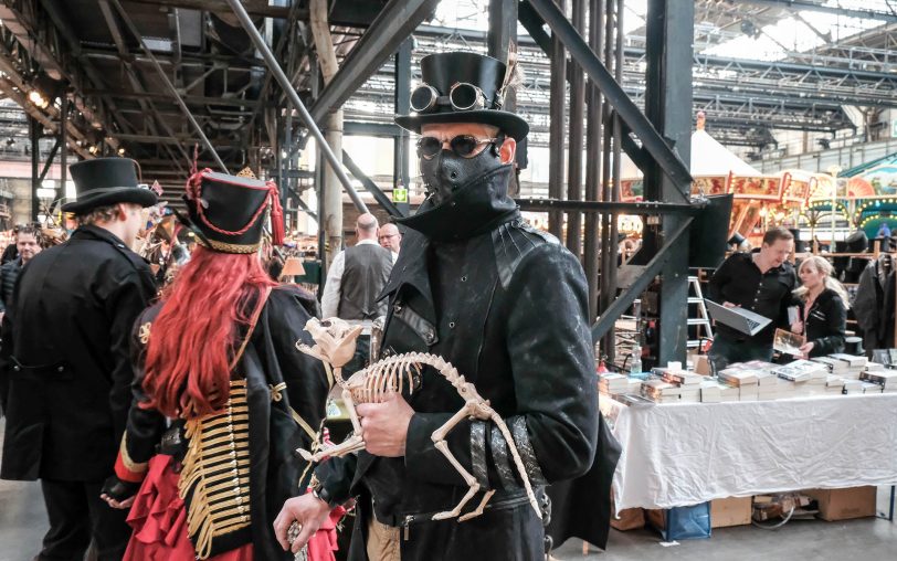 Steampunker in der Jahrhunderthalle.