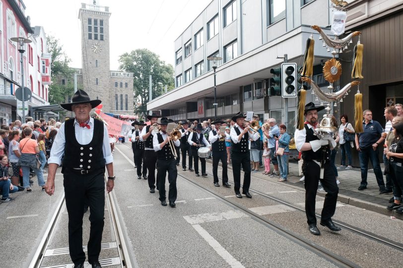 Der Start des Kirmes Umzugs 2019 in Eickel.