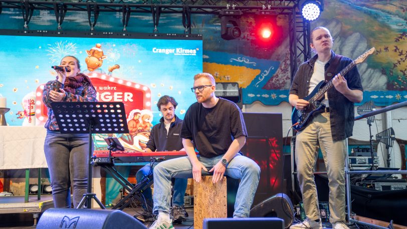 Der traditionelle Gottesdienst der evangelischen Kirchengemeinde Wanne-Eickel in der Bayern-Festhalle auf der Cranger Kirmes am Sonntag (3.8.2025).