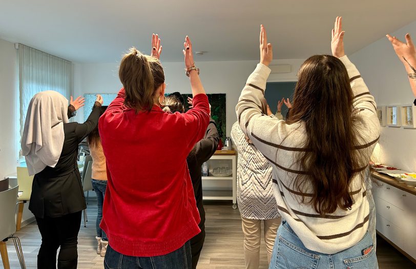 Die Frauen proben für die Solidaritäts-Aktion One Billion Rising , die am 14. Februar auf dem Europaplatz stattfindet.