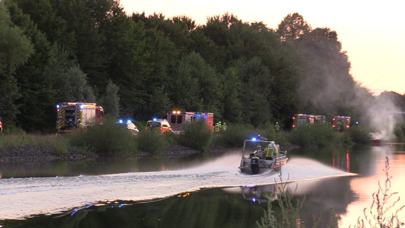 Zahlreiche Einsatzkräfte waren im Einsatz.