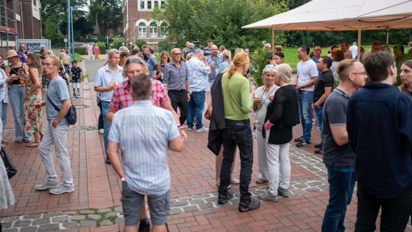 Die Cubanische Nacht am Samstag (27.7.2024) in den Flottmann-Hallen - kurzfristig gab es einen Umzug vom Schloss Strünkede.