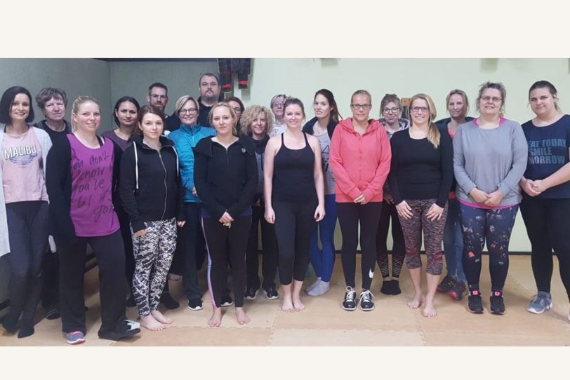 Ein Seminar für Frauen zur Selbstverteidigung beim Verein Bushikan.