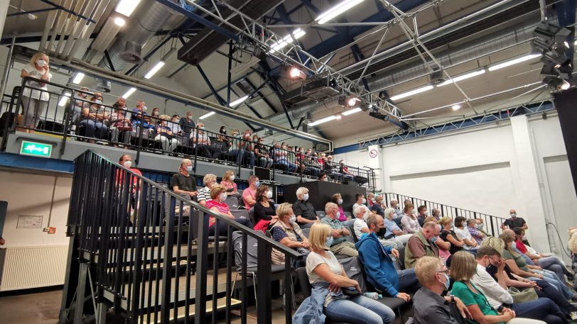 Bis auf den letzten möglichen Platz waren die Flottmannhallen am Mittwoch (28.7.2021) gefüllt - 80 Besucher durften rein.