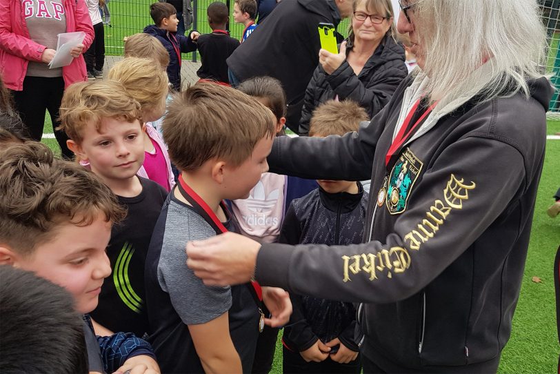 Rennen für das Zirkusprojekt: Sponsorenlauf der Grundschüler der Sonnenschule im Oktober 2022.