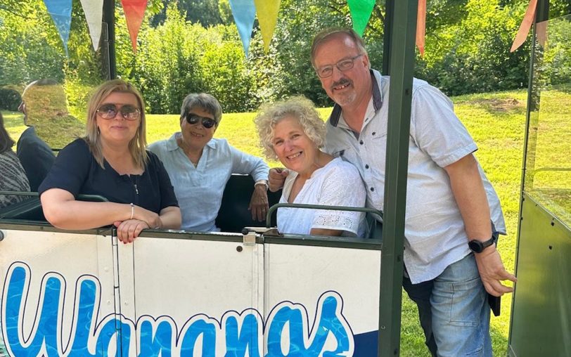 Der Verein Herner Kegler wurde 100 Jahre: (v.li.) Petra Herrmann-Kopp, Marlis Paluch (SSB Herne), Gabriele Przybyl und Walter Rutenberg (Vorsitzender Verein Herner Kegler).