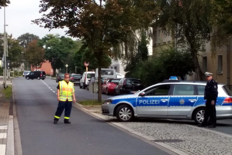 Straßensperre zur Bombenentschärfung.