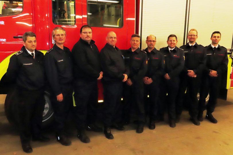 Die geehrten und beförderten Freiwilligen Feuerwehrmänner