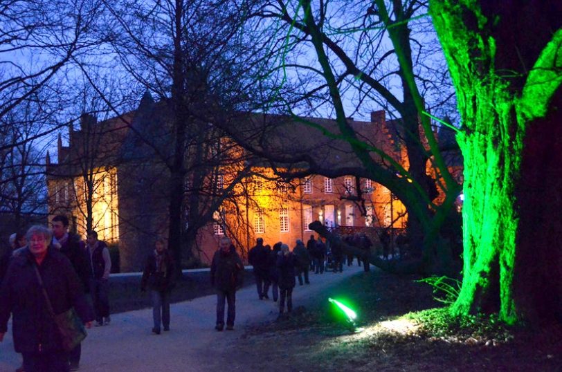 Lichterwald am Schloss.