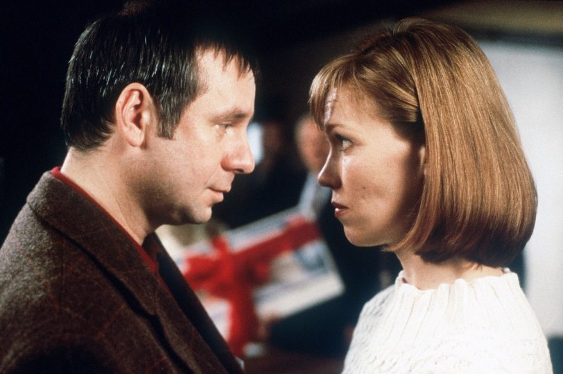 Dass der schnellste Weg selten der schönste ist, erfährt der schüchterne Dortmunder Bierkutscher Hannes (Joachim Król) auf der Strecke an den Polarkreis, wo er die finnische Rosenliebhaberin Sirpa (Outi Mäenpää) kennenlernt.