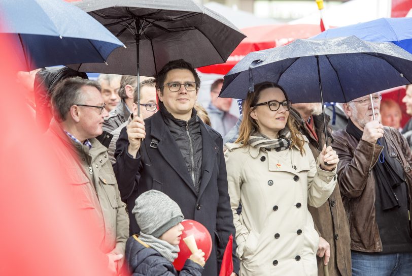 Alexander Vogt und SPD-MdB Michelle Müntefering bei der Maikundgebung 2017.