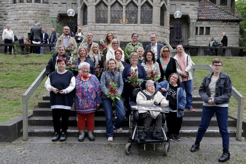 Mindestens 25 Jahre treue Dienste: Die Jubilare der Diakonie Ruhr .