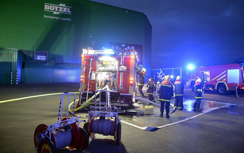 Feuerwehreinsatz bei der Firma Bötzel in Crange.