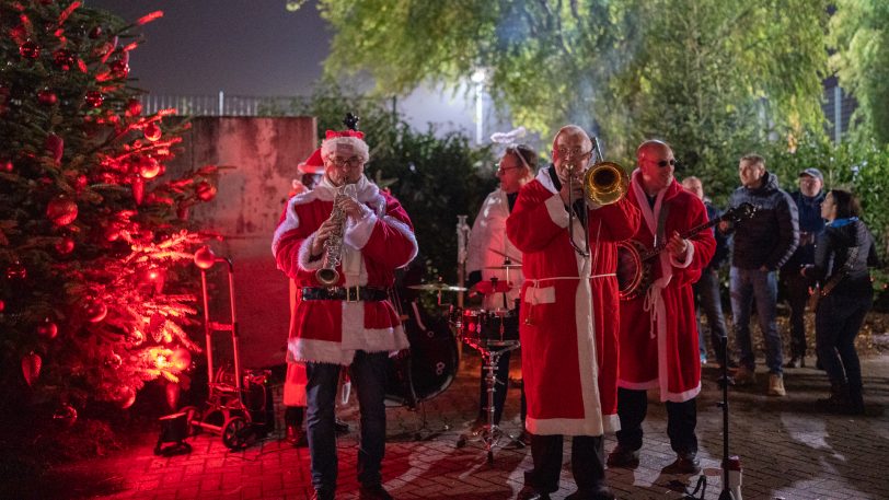 Wewole Adventsmarkt 2022. An zwei Tagen lockt der Wewole Adventsmarkt in die Gärtnerei an der Nordstraße. Hier Eindrücke am Abend.