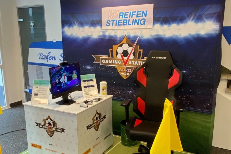 In Zusammenarbeit mit der TOP SERVICE TEAM KG wurde die Gaming-Station am Reifen Stiebling-Firmensitz in Herne installiert.