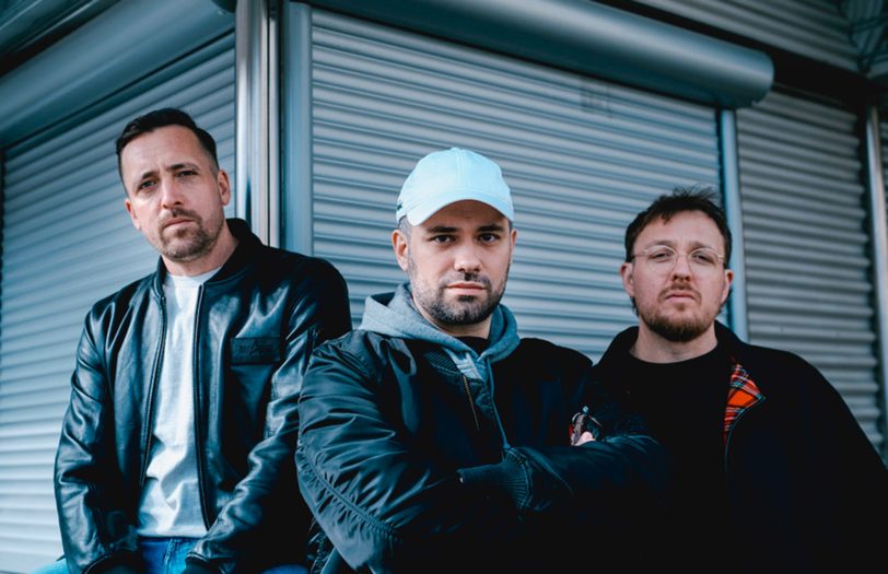 Die Antilopen Gang hat die deutsche Rap- und Hip-Hop-Szene so geprägt wie kaum eine andere Band. Im September kommen sie erstmals in die weiße Zeltstadt!