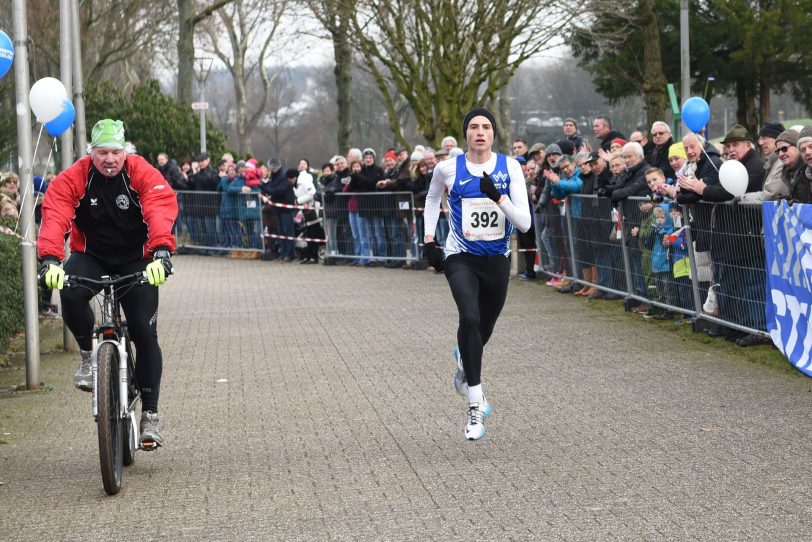 Der Herner Marius Probst holte beim 39. Silvesterlauf im Gysenberg einen neuen Rekord.