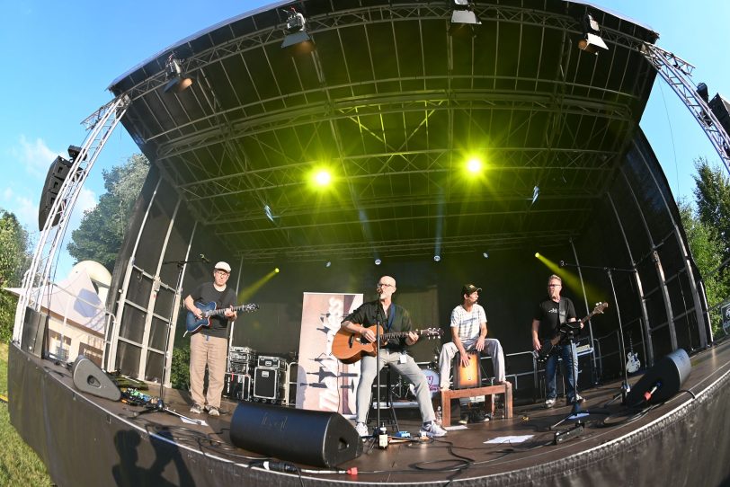 Auftritt der Band The Ampless