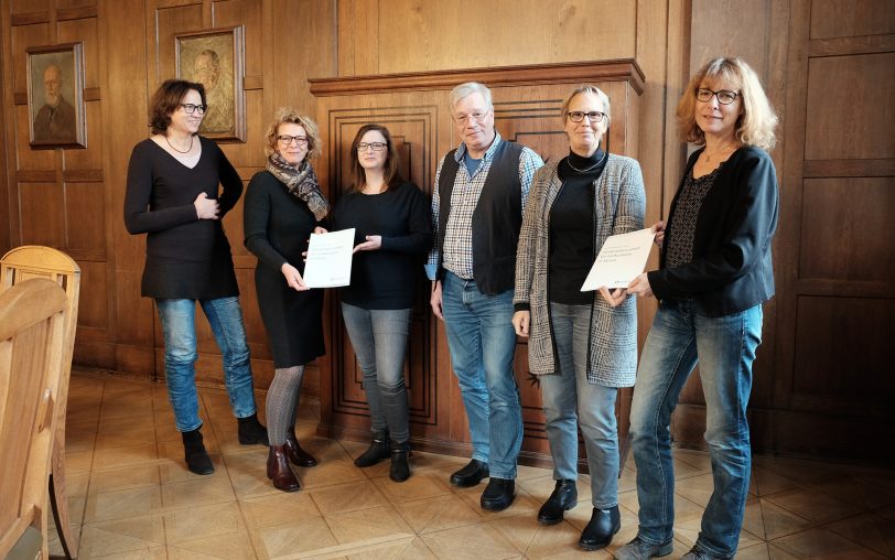 v.l. Barbara Kruse, Dr. Annette Frenzke-Kulbach, Corina Dähne, Rainer Bodenschatz, Gudrun Thierhoff, Eva Neweling