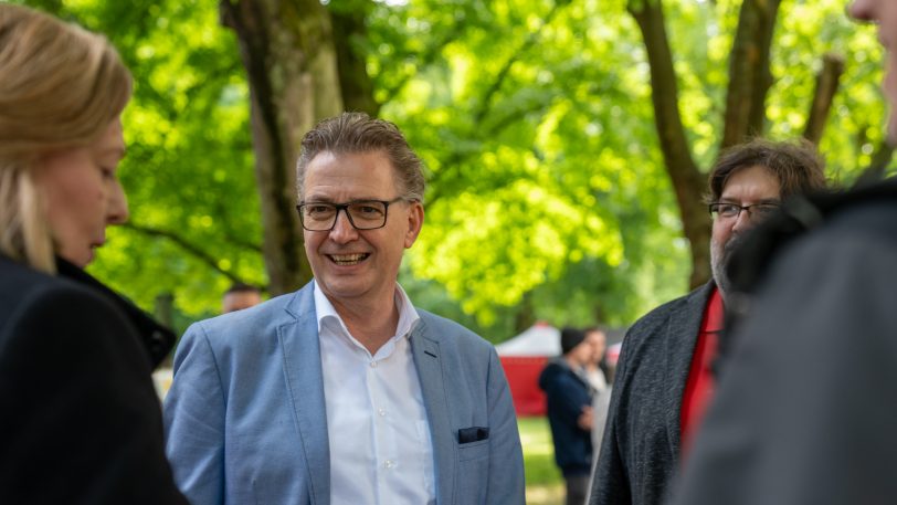 Die Bundesarbeitsministerin Bärbel Bas war der politische Stargast beim SPD-Familienfest am Sonntag (25.5.2025) im Park von Schloss Strünkede.