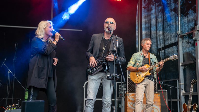 Die Band Metamorphosis hier beim Auftritt zum 35. Spektakulum im Jahr 2022 auf den am Stennert.