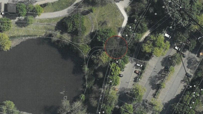 Wird neugebaut: Die Ostbach-Brücke am Gysenbergpark, hier eine Aufnahme aus der Luft.