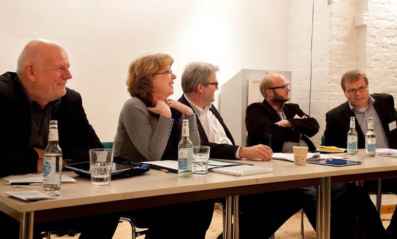 Thomas Nückel (l.) bei einer Diskussion in Berlin.