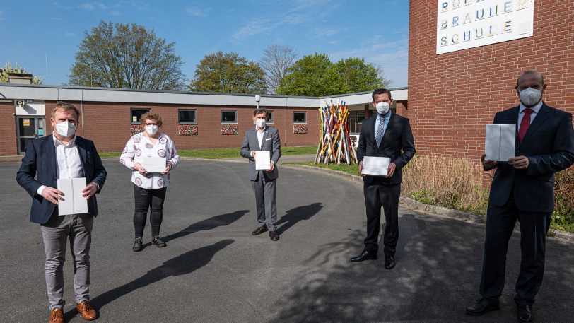 Andreas Merkendorf, Jaqueline Storz, Dr. Frank Dudda, Tobias Ahrens und Andreas Reifschneider.