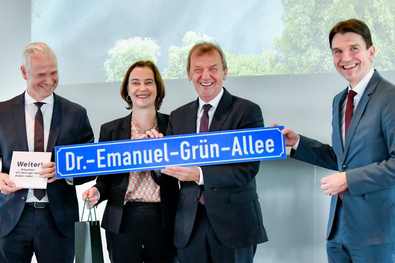 Ein Weg auf dem Gelände der Kläranlage Bottrop heißt nun Dr.-Emanuel-Grün-Allee.