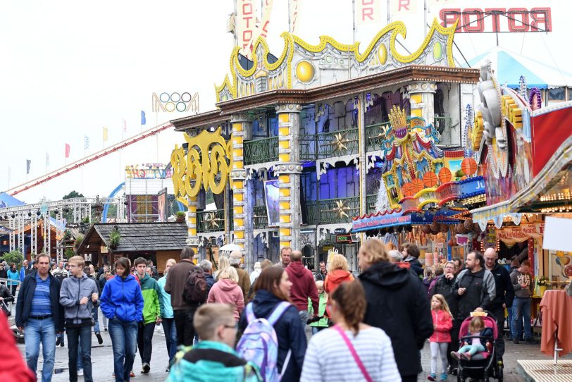 582. Cranger Kirmes. (Archiv)