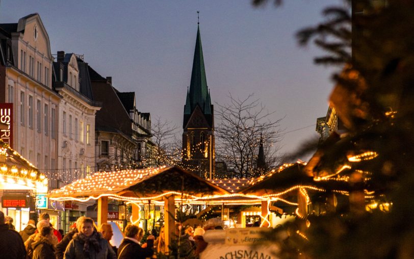 So sah es auf den Weihnachtsmärkten in den vergangenen Jahren aus, 2020 stehen nur noch vereinzelte Buden (Archivbild).