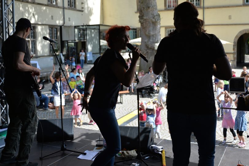 Die Musiker von 3Berlin zu Gast beim Stünkeder Sommer im Schlosshof.