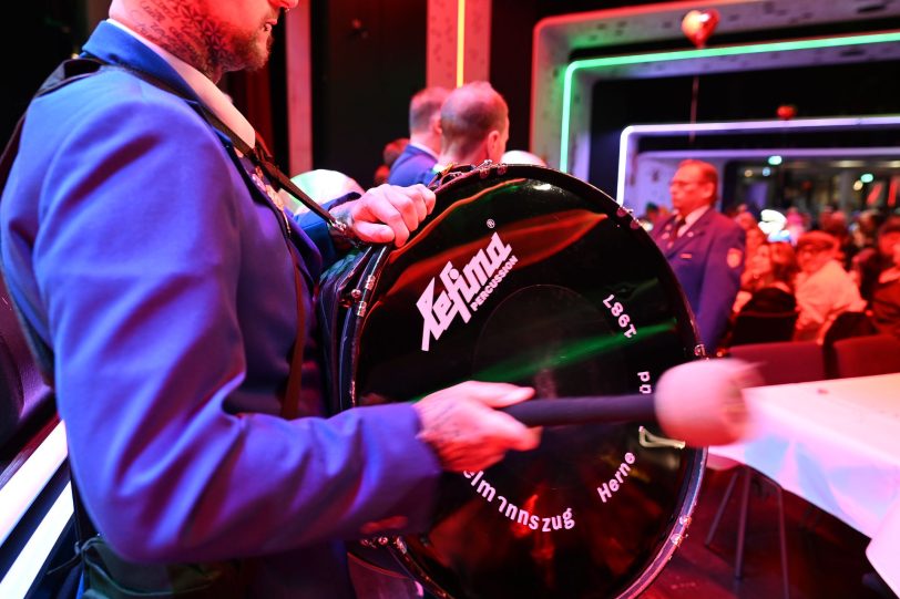 Eröffnung der Prunksitzung mit dem Spielmannszug