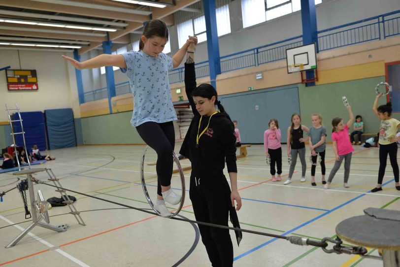 Zirkus Projektwoche an der Kolibri Schule.