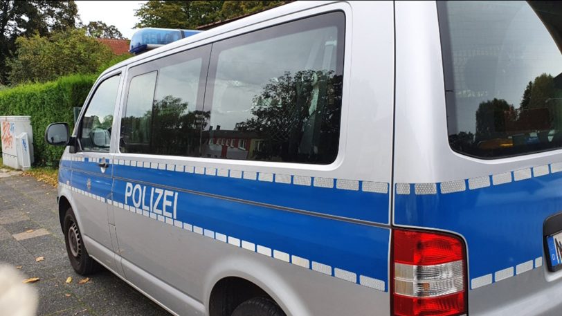 Nach einem Straßenraub in Holsterhausen sucht die Polizei den flüchtigen Täter (Symbolbild).