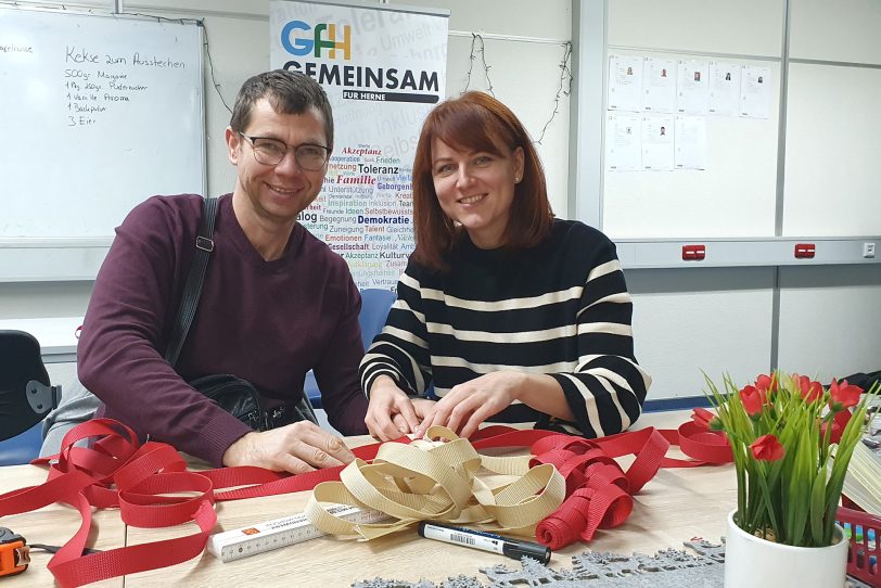 Gemeinsam Backen&Basteln mit den ukrainischen und neu zugewanderten Menschen in der Vorweihnachtszeit 2023.