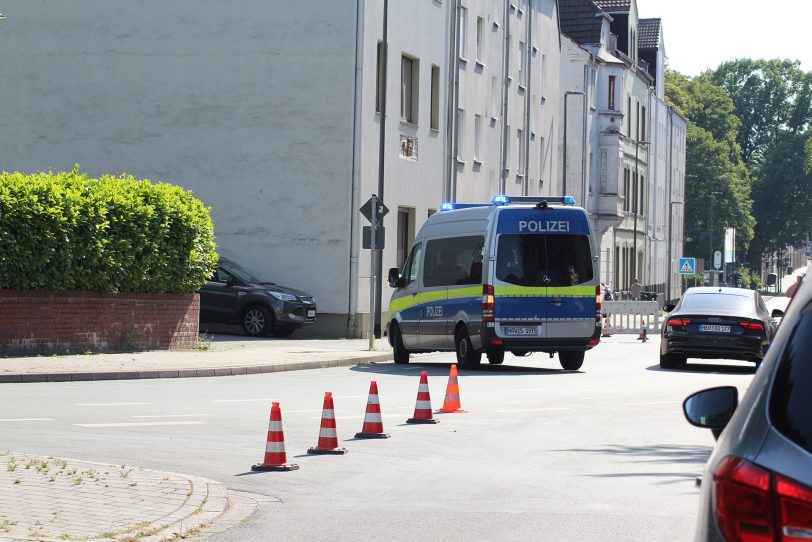 Kampfmittelfund an der Kastanienallee am Donnerstag (23.6.2022).