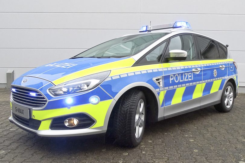 Familienauto als Streifenwagen.