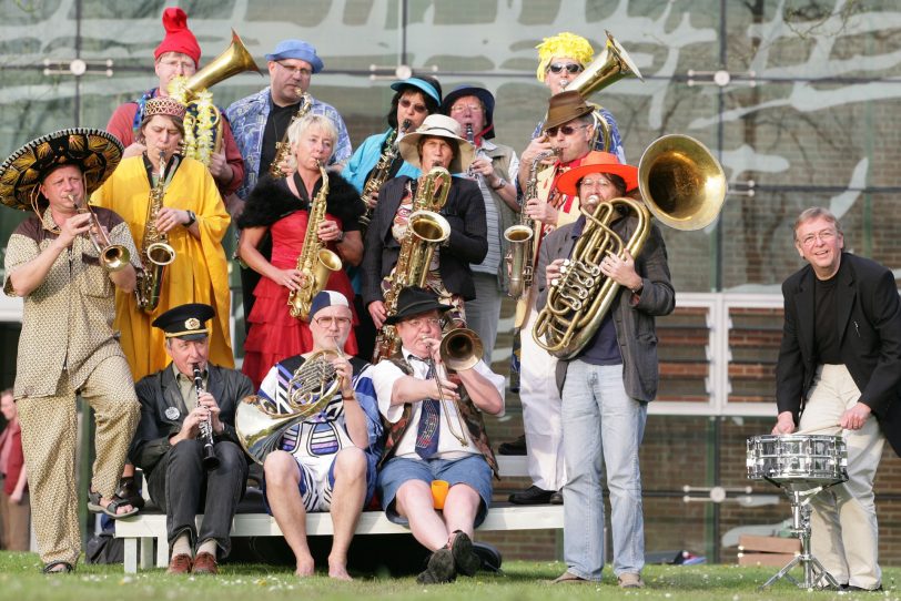 Tuba Libre spielt zur Abschlussveranstaltung in Oberhausen..