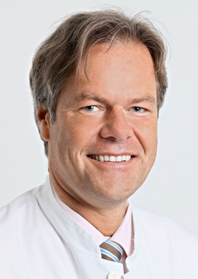 Dr. Frank P. Müller.