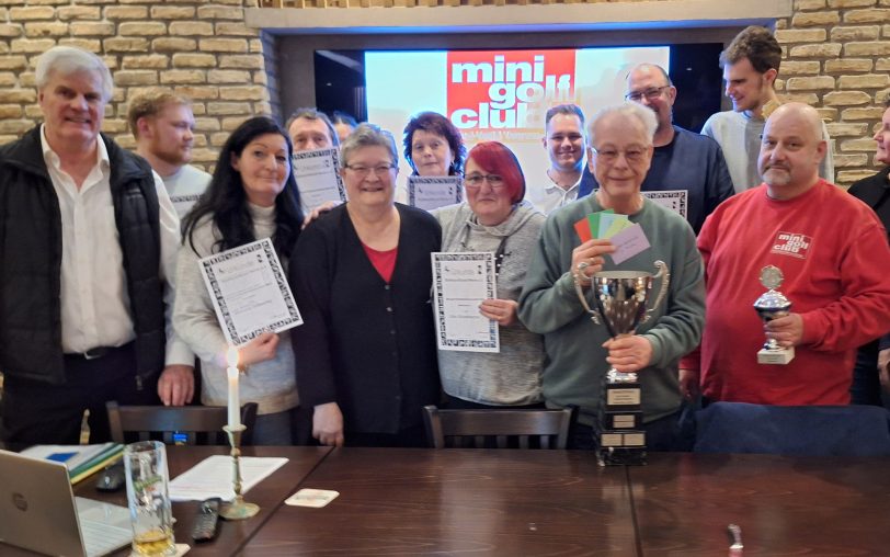 Die Minigolfer vom MGC Rot-Weiß Wanne-Eickel trafen sich im 