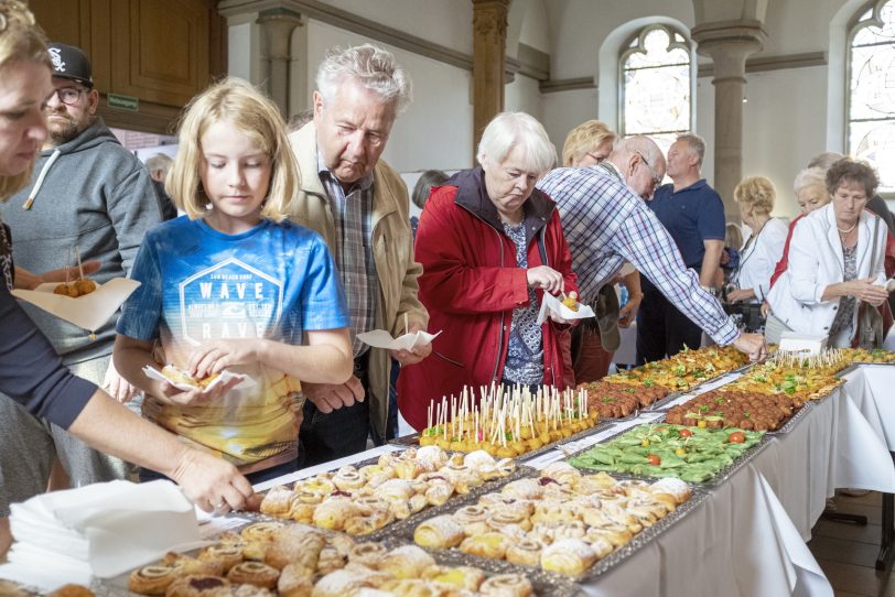 Gottesdienst mit anschließender Grundsteinlegung für den Erweiterungsbau des evangelischen Gemeindezentrums der Kreuzkirchen-Gemeinde am Europaplatz in Herne (NW), am Sonntag (15.09.2019).