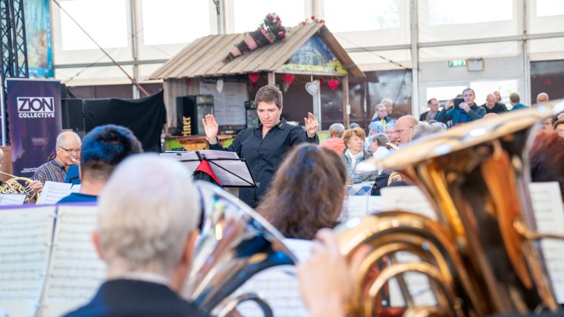 Der traditionelle Gottesdienst der evangelischen Kirchengemeinde Wanne-Eickel in der Bayern-Festhalle auf der Cranger Kirmes am Sonntag (3.8.2025).
