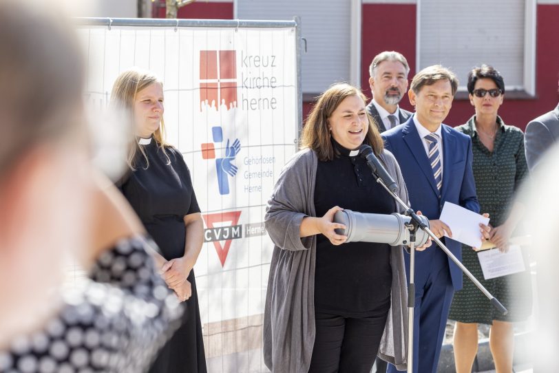 Gottesdienst mit anschließender Grundsteinlegung für den Erweiterungsbau des evangelischen Gemeindezentrums der Kreuzkirchen-Gemeinde am Europaplatz in Herne (NW), am Sonntag (15.09.2019).