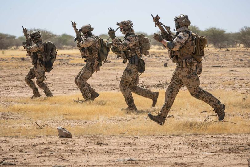 Bundeswehr Soldaten bei einer Schießübung im Niger - sie erhalten einen neuen Oberbefehlshaber.