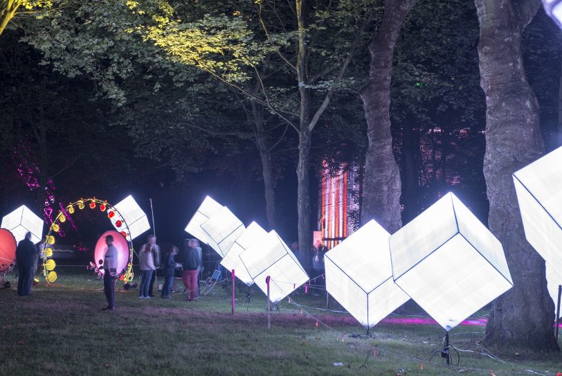 Unter dem Motto Licht an! wurden Besucher im Kunstwald-Park verzaubert.