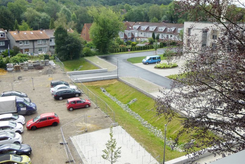 Parkplatz für Studierende am Ausbildungs-Campus der Elisabethgruppe.