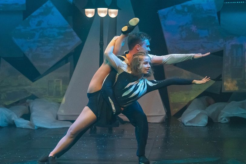 Circus Schnick Schnack: Akrobatik- und Varieté-Show.